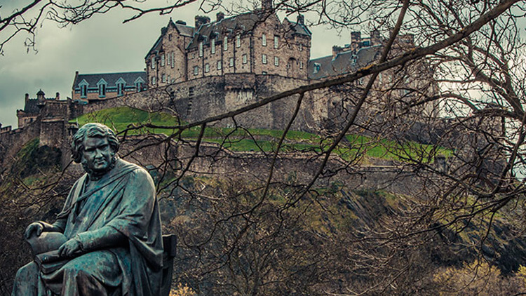 Castello di Edimburgo dai giardini di Princes Street