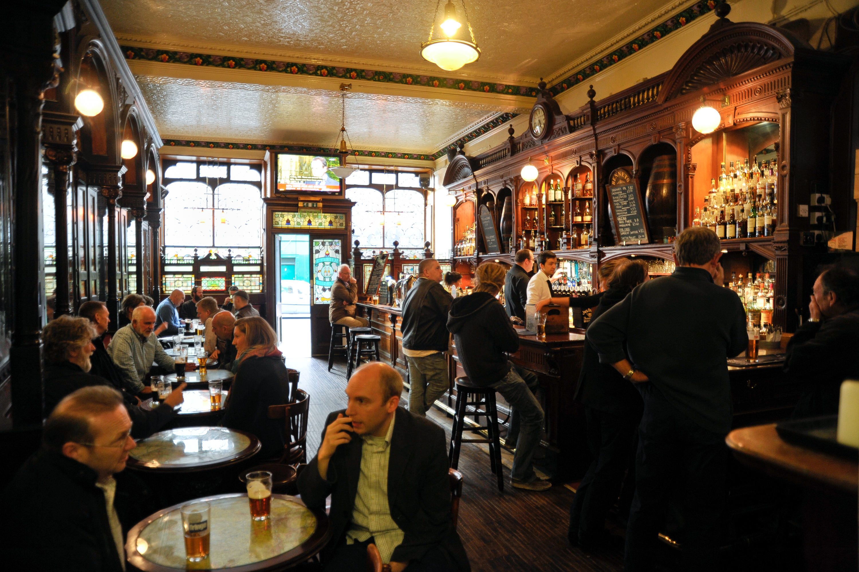 pub-a-edimburgo