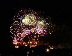 Fuochi artificiali al castello di Edimburgo