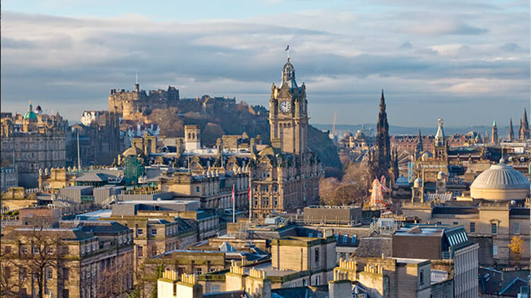 Hotel Balmoral e castello di Edimburgo da Calton Hill