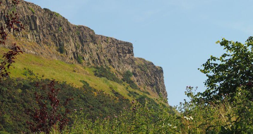 Arthur's seat en el parque de Holyrood en Edimburgo