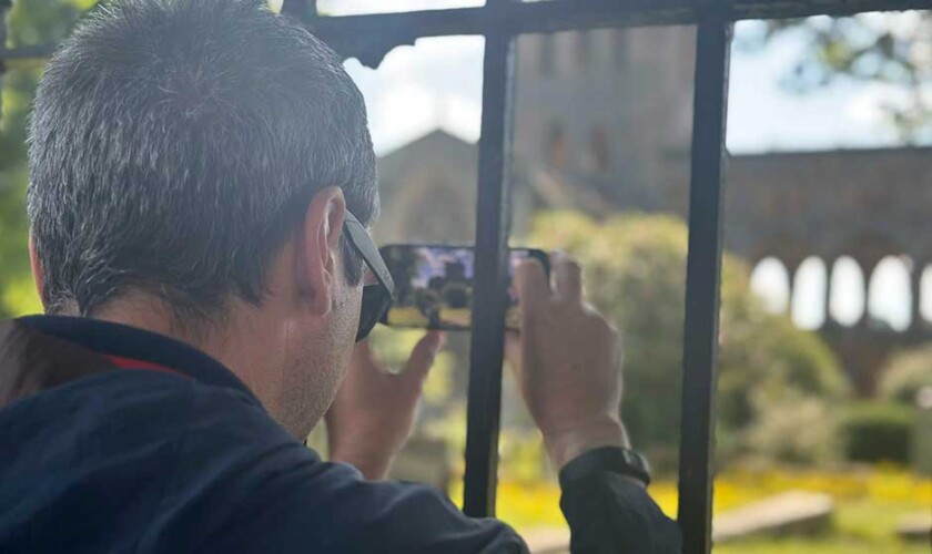Abbazia di Jedburgh in una delle tappe del tour