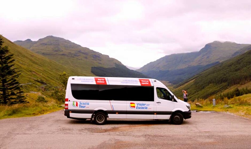 Minibus nelle Highlands