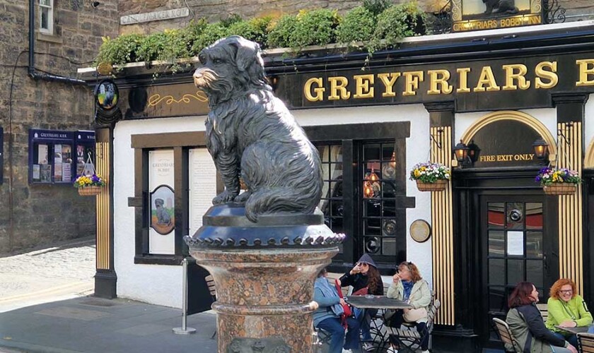 Cane Bobby a Greyfriars, sosta del free tour di Edimburgo